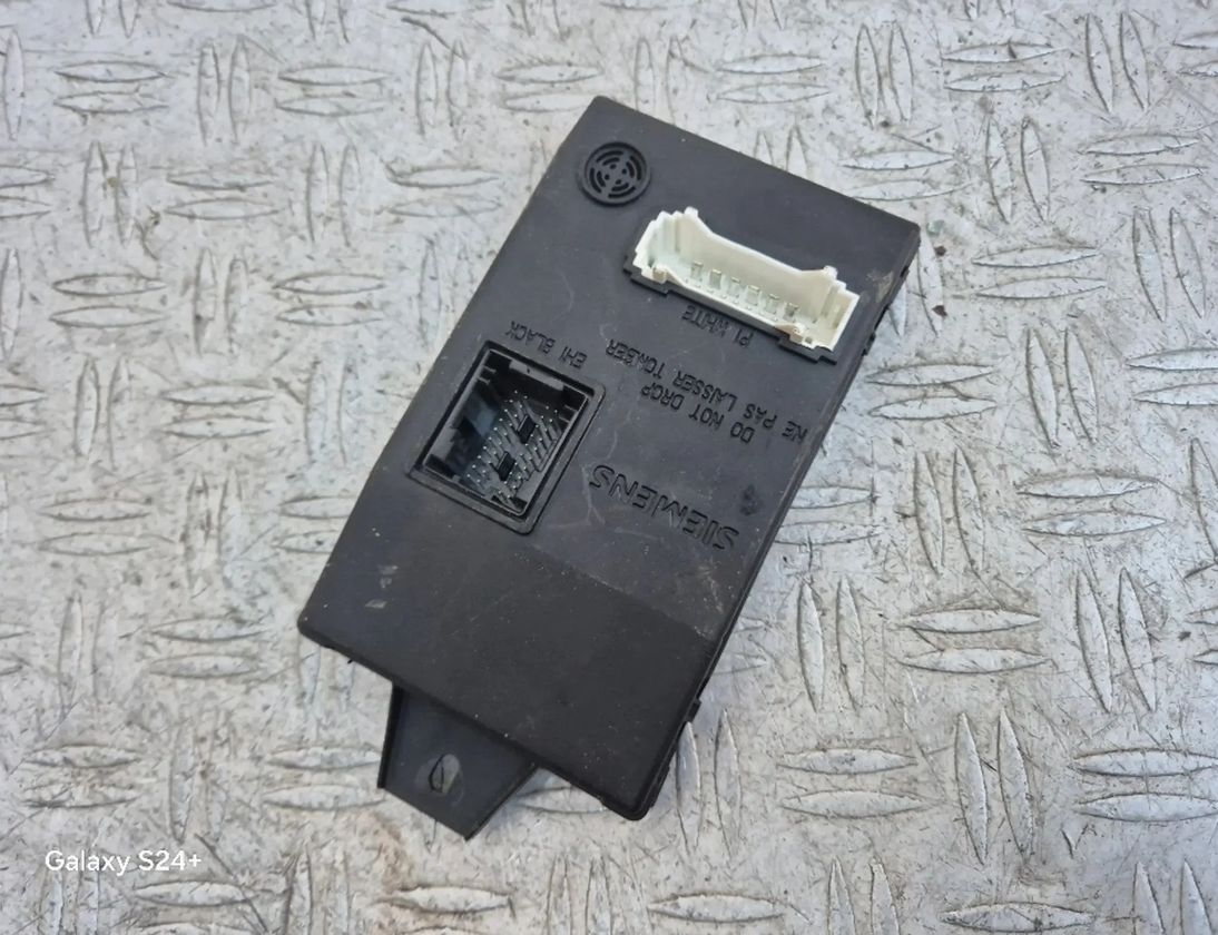 DACIA Sandero 1 generation (2008-2012) Komfortná ovládacia jednotka 8200260245A 28374524