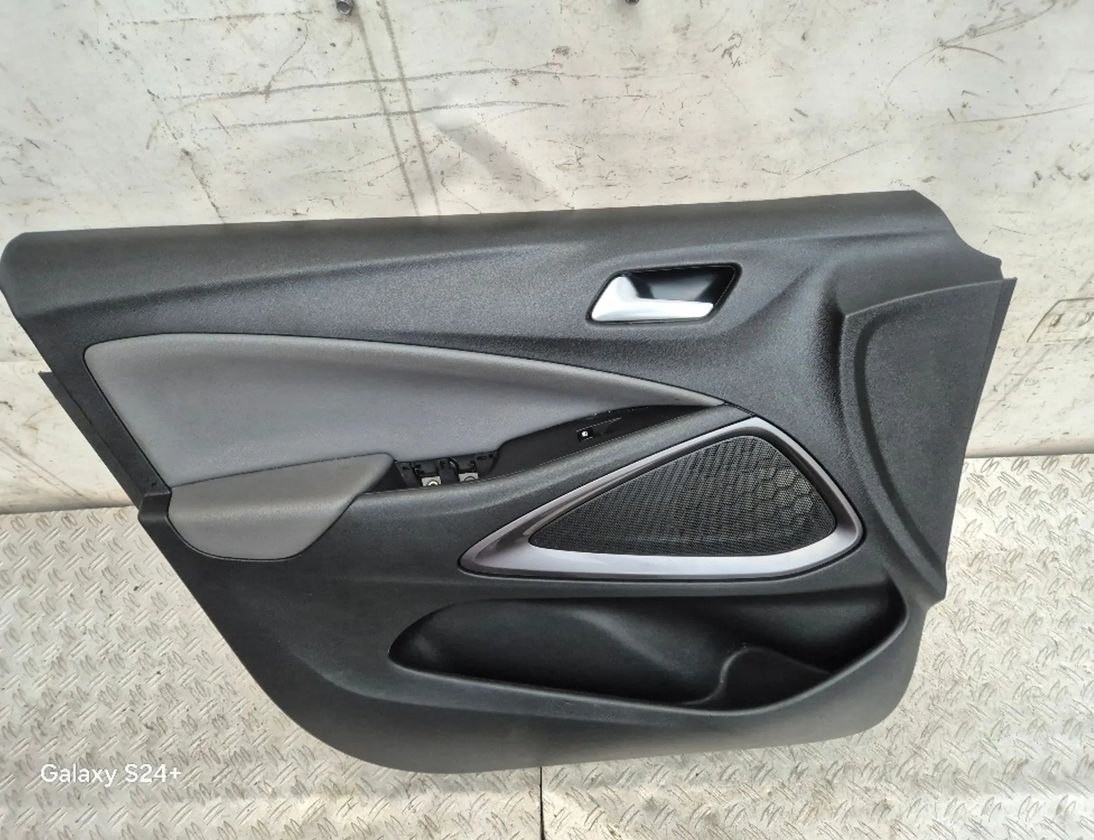 OPEL Crossland X 1 generation (2017-2023) Обшивка передней левой двери OPX51007,1735479X,T0521889 28455456