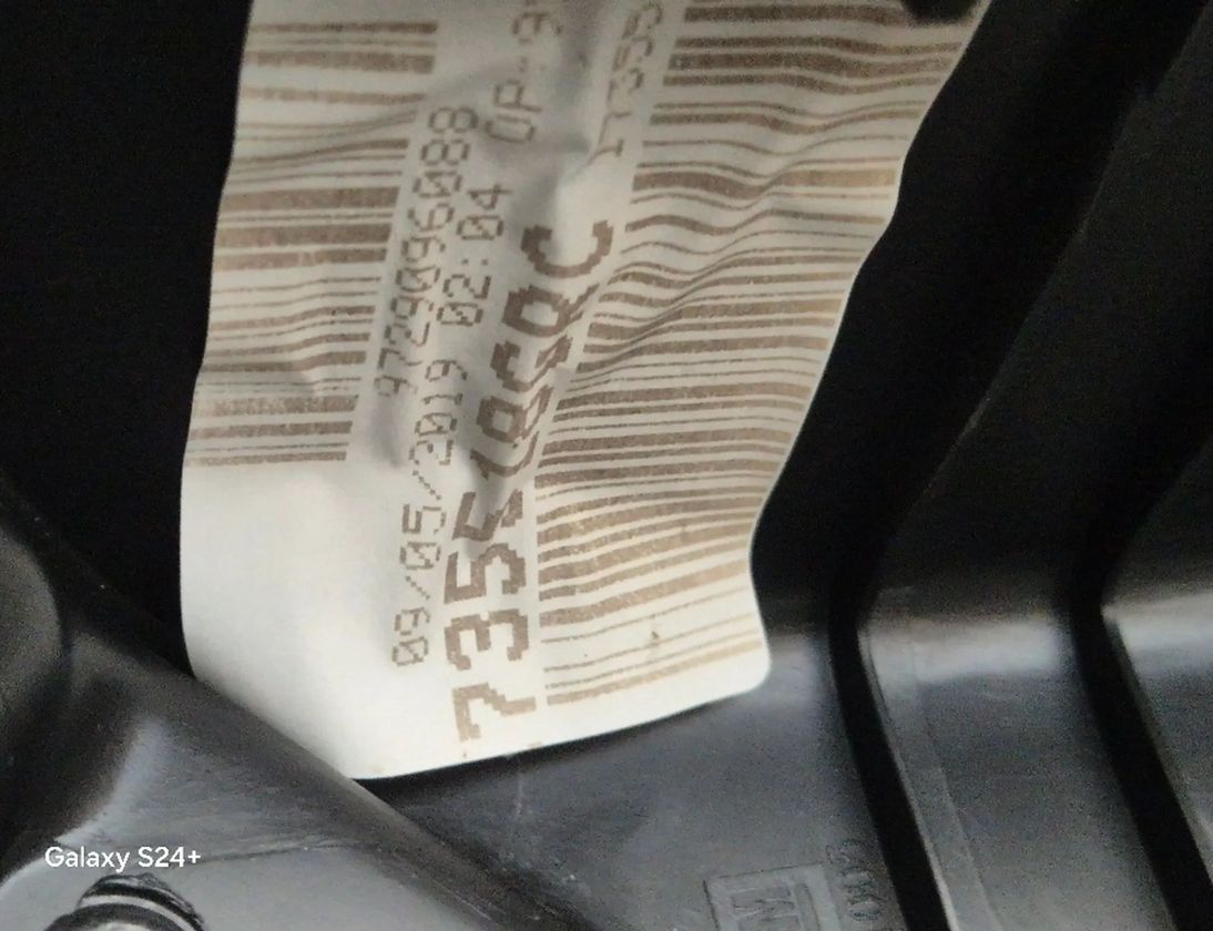 OPEL Crossland X 1 generation (2017-2023) Обшивка передней левой двери OPX51007,1735479X,T0521889 28455456