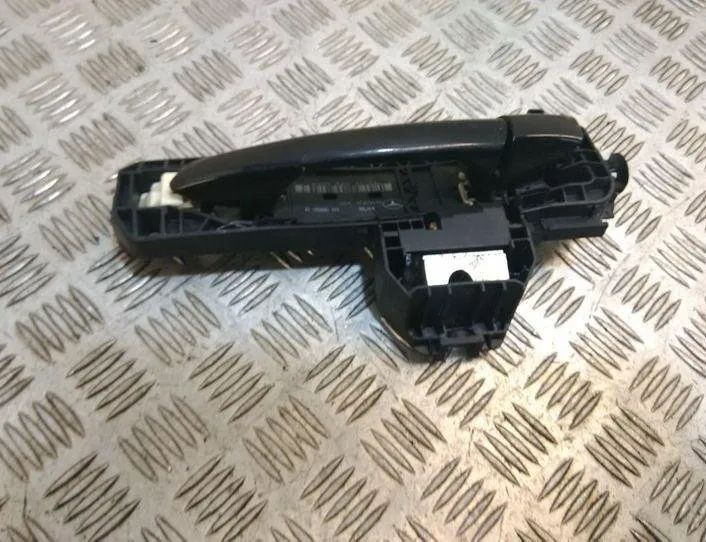 MERCEDES-BENZ C-Class W204/S204/C204 (2004-2015) Наружная ручка задней левой двери A2047602134 22231789