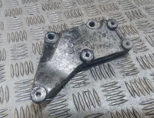 MERCEDES-BENZ Sprinter 1 generation (2002-2014) Кронштейн двигателя правой стороны A6510940039 22241335