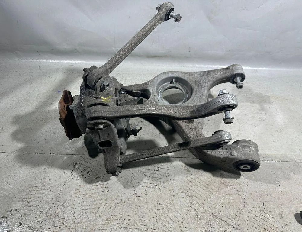 PORSCHE Panamera 970 (2009-2016) Pravý zadný náboj kolesa 970331612 31418174