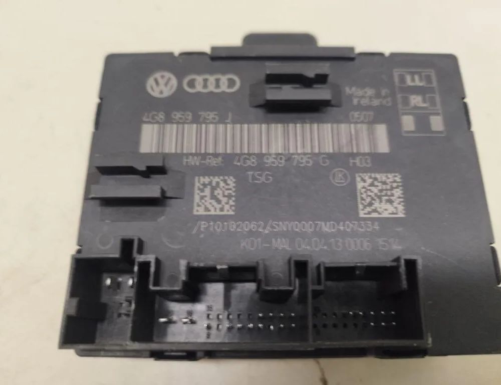 AUDI A6 C6/4F (2004-2011) Predná pravá dverová ovládacia jednotka 4G8959795J 31418365