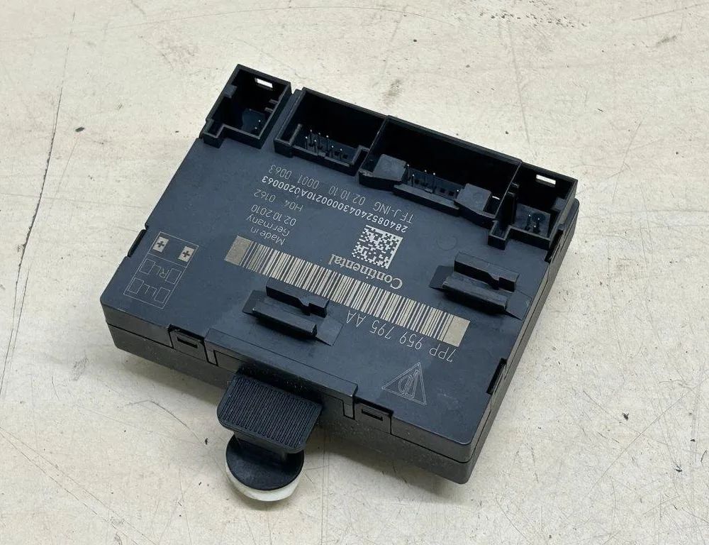 PORSCHE Cayenne 958 (2010-2018) Rear Left Door Control Unit 7PP959795AA 31423743