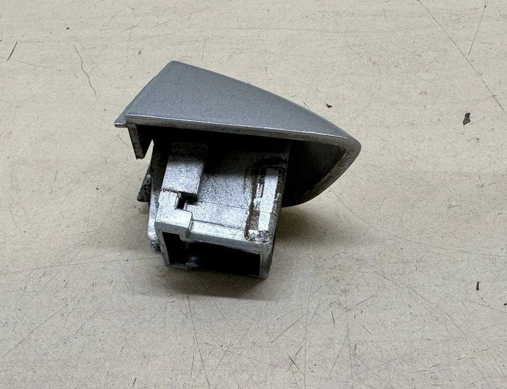 VOLKSWAGEN Touareg 2 generation (2010-2018) Other Trim Parts 7P6839168 31424481