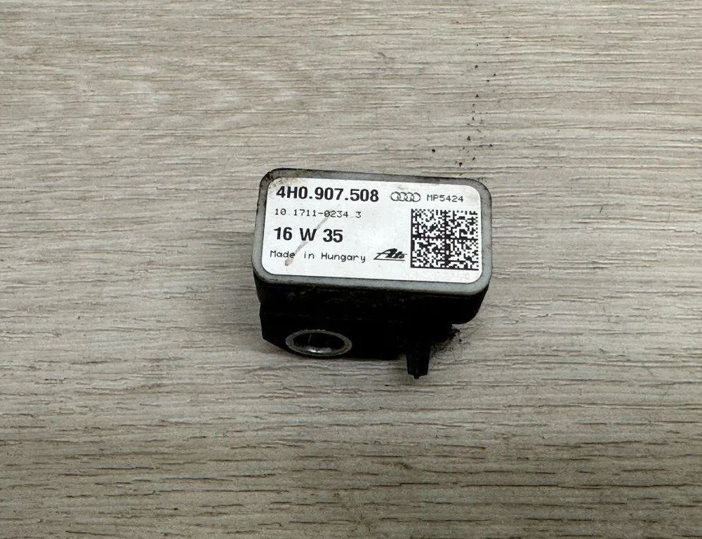 AUDI A8 D3/4E (2002-2010) Acceleration Sensor 4H0907508 31425054