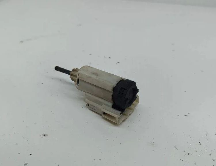 AUDI A4 B7/8E (2004-2008) Датчик тормозной педали 8E0927189B 31898264