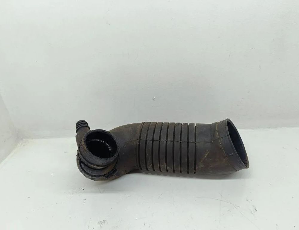 VOLKSWAGEN Passat B7 (2010-2015) Iné rúrky 8D0129615K 31899747