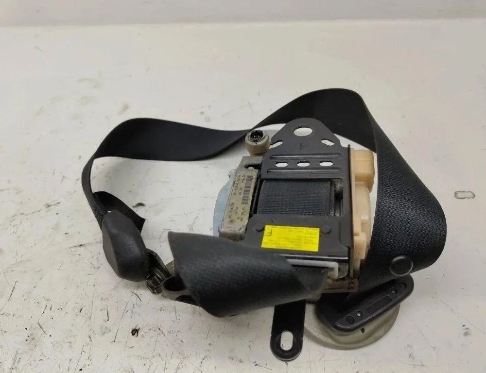 TOYOTA Avensis 2 generation (2002-2009) Ремень безопасности передний правый 7322005050 31901167