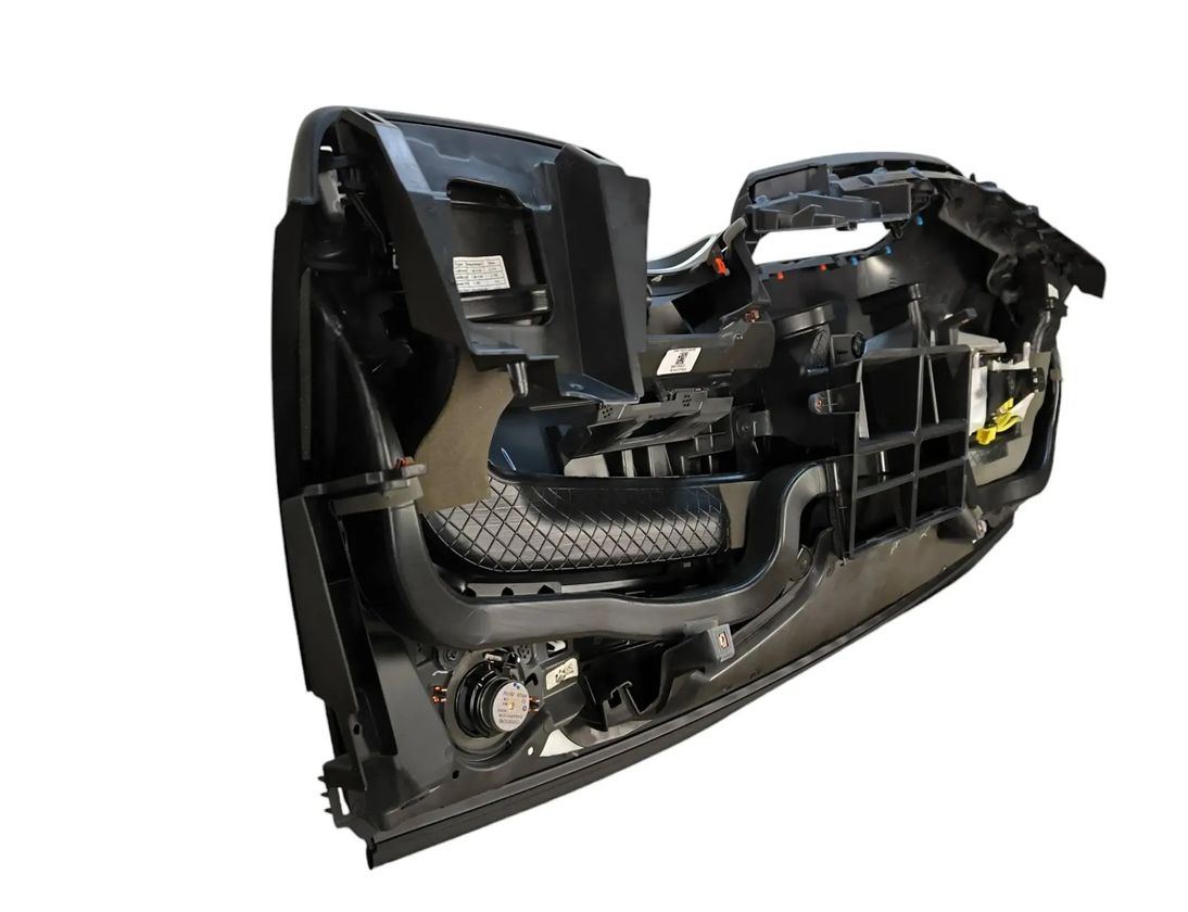 CHRYSLER Pacifica 2 generation (RU) (2016-2023) Prístrojová doska 27484937