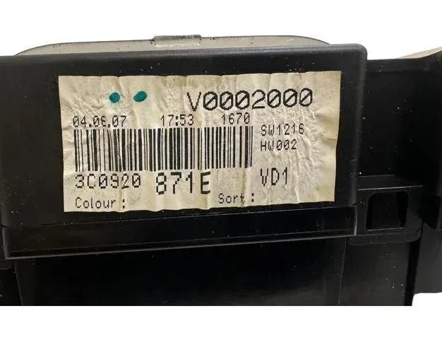 VOLKSWAGEN Passat B6 (2005-2010) Rýchlosťomer 3C0920871E,V0002000 26575249