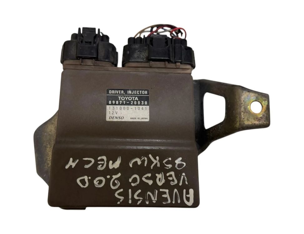TOYOTA Avensis Verso 1 generation (2001-2003) Блок управления топливных форсунок 8987120030 29948090
