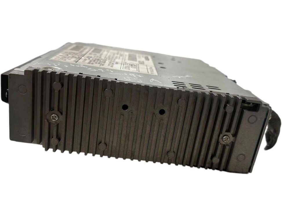 VOLVO V50 1 generation (2003-2012) Prehrávač hudby s GPS 5221720KH,30732668AD 29952175