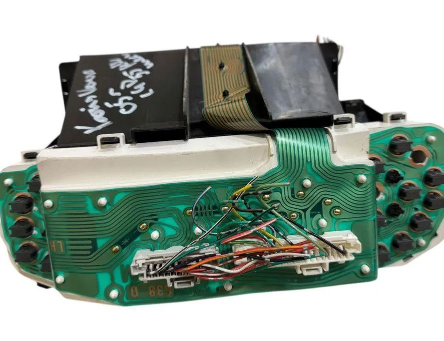 TOYOTA Yaris 2 generation (2005-2012) Спидометр 4573002960,838005C631 32830938