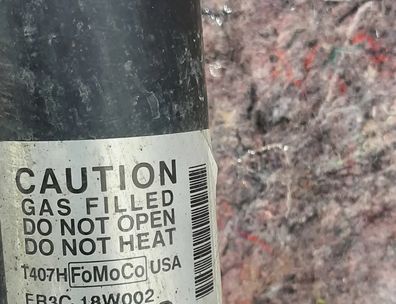 FORD USA Mustang 6 generation (2014-2024) Rear Left Shock Absorber Fr3c18w002 23893934