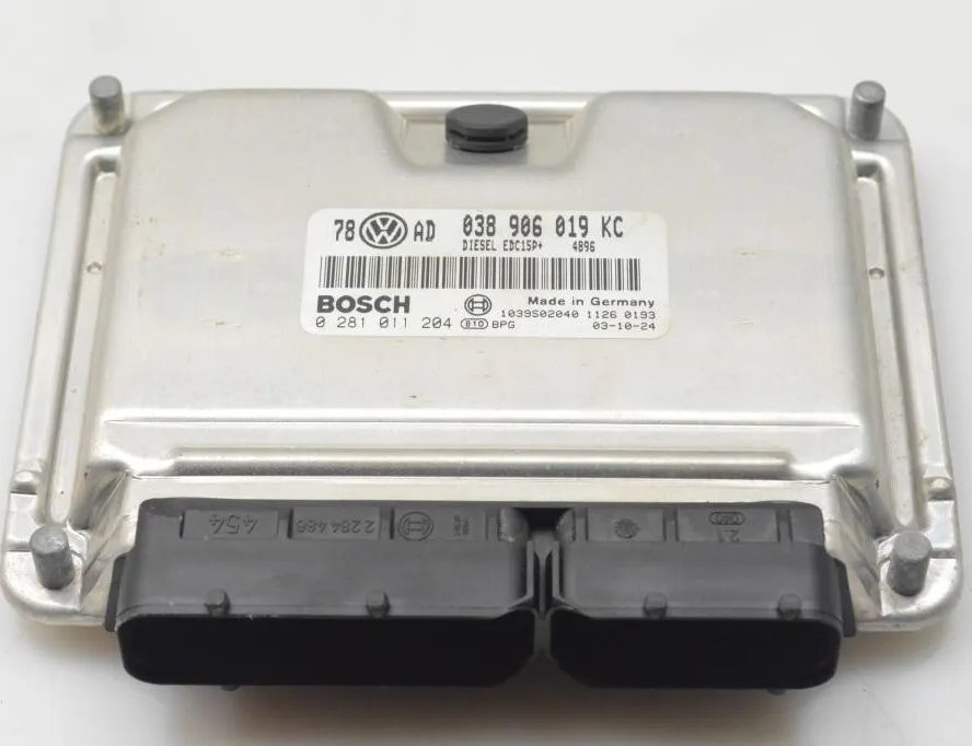 VOLKSWAGEN Passat B5 (1996-2005) Engine Control Unit ECU 038906019KC 32744442