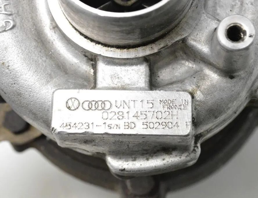 AUDI A4 B5/8D (1994-2001) Tурбина 028145702H 32835838