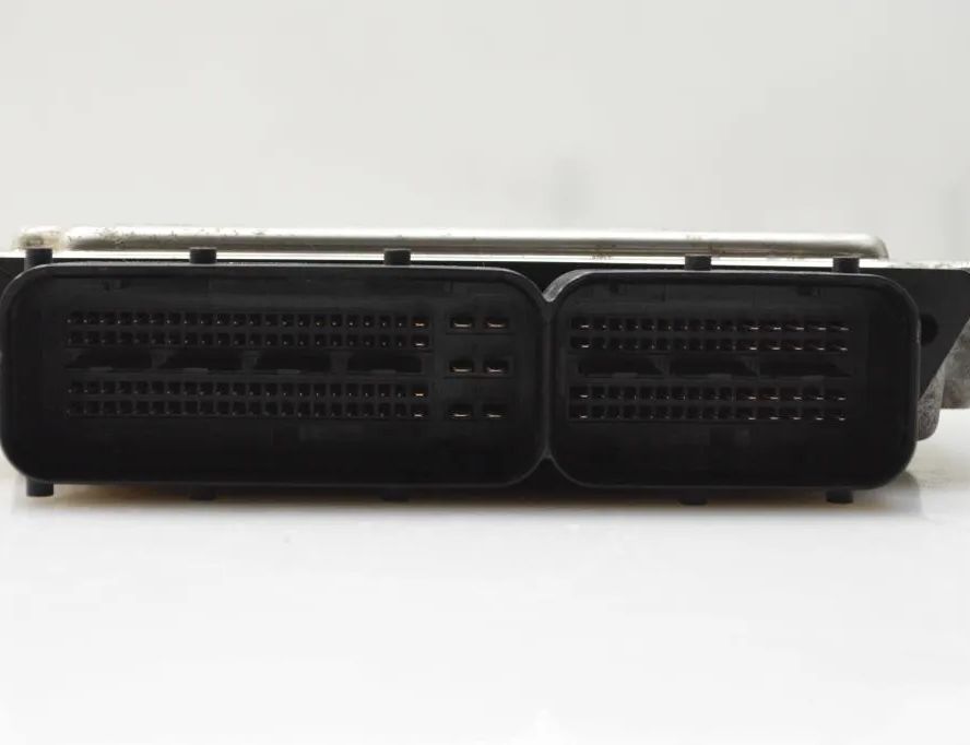 SKODA Yeti 1 generation (2009-2018) Riadiaca jednotka motora 03L906018BQ 33012735