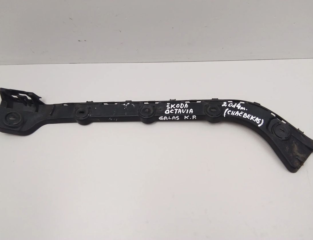 SKODA Octavia 3 generation (2013-2020) Rear Left Bumper Bracket 114030500100,5E5807393 13334045
