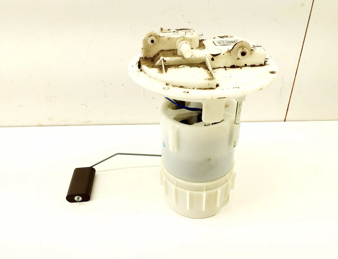 PEUGEOT 2008 1 generation (2013-2020) Топливный насос 55063615,9674466680 17196418