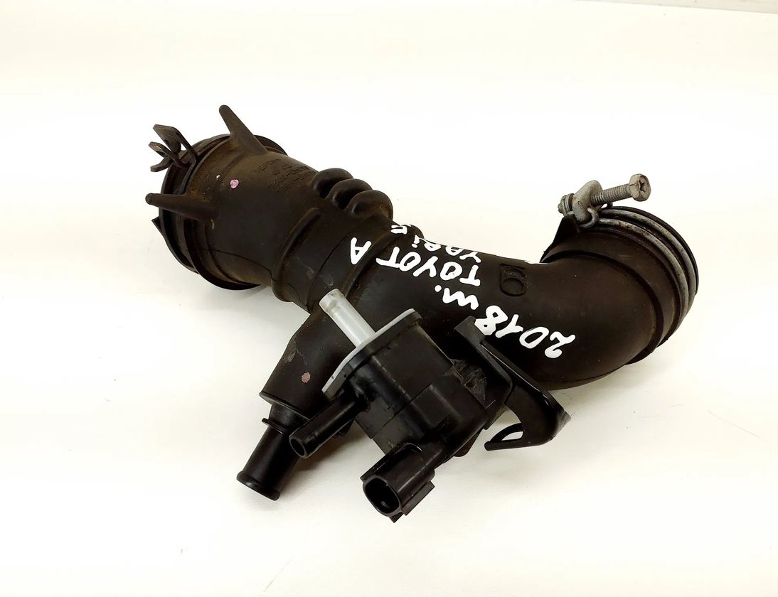 TOYOTA Yaris 3 generation (2010-2019) Air intake duct part 17881-0M090,90910-TC001,17880-0M090 22771973