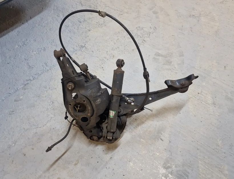 TOYOTA RAV4 4 generation (XA40) (2012-2018) Rear Left Suspension 29022173