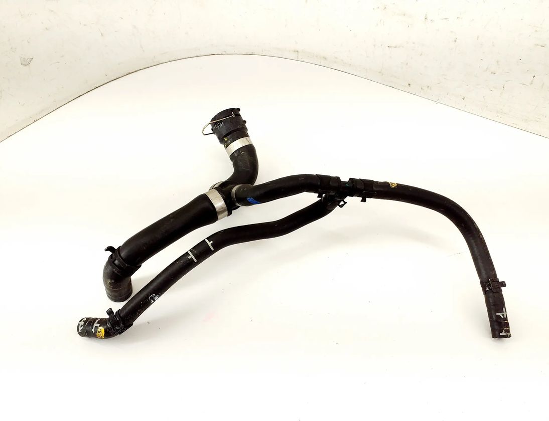 SEAT Ibiza 5 generation (2017-2023) Chladiace hadice 2Q0122101CH 30373780