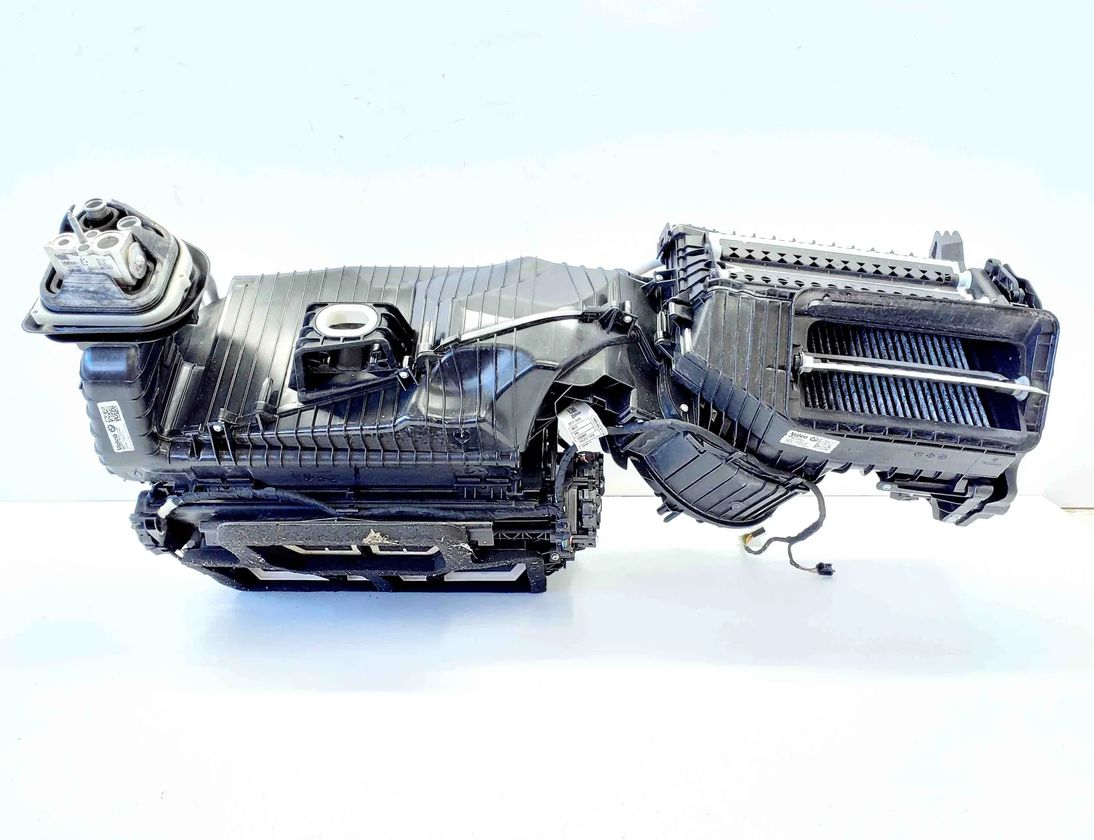 BMW 3 Series G20/G21/G28 (2018-2024) КОМПЛЕКТ ВОЗДУШНОГО УЗЛА САЛОНА 6843809,5A05706,9382848 32398143