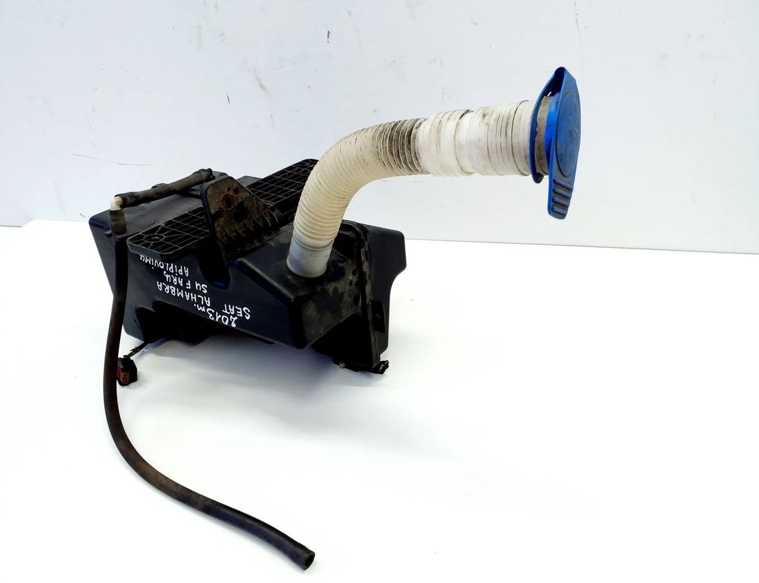 SEAT Alhambra 2 generation (2010-2021) Бачок омывателя 5N0955453,5N0955453A,5N0955453B,5N0955453F 32951569