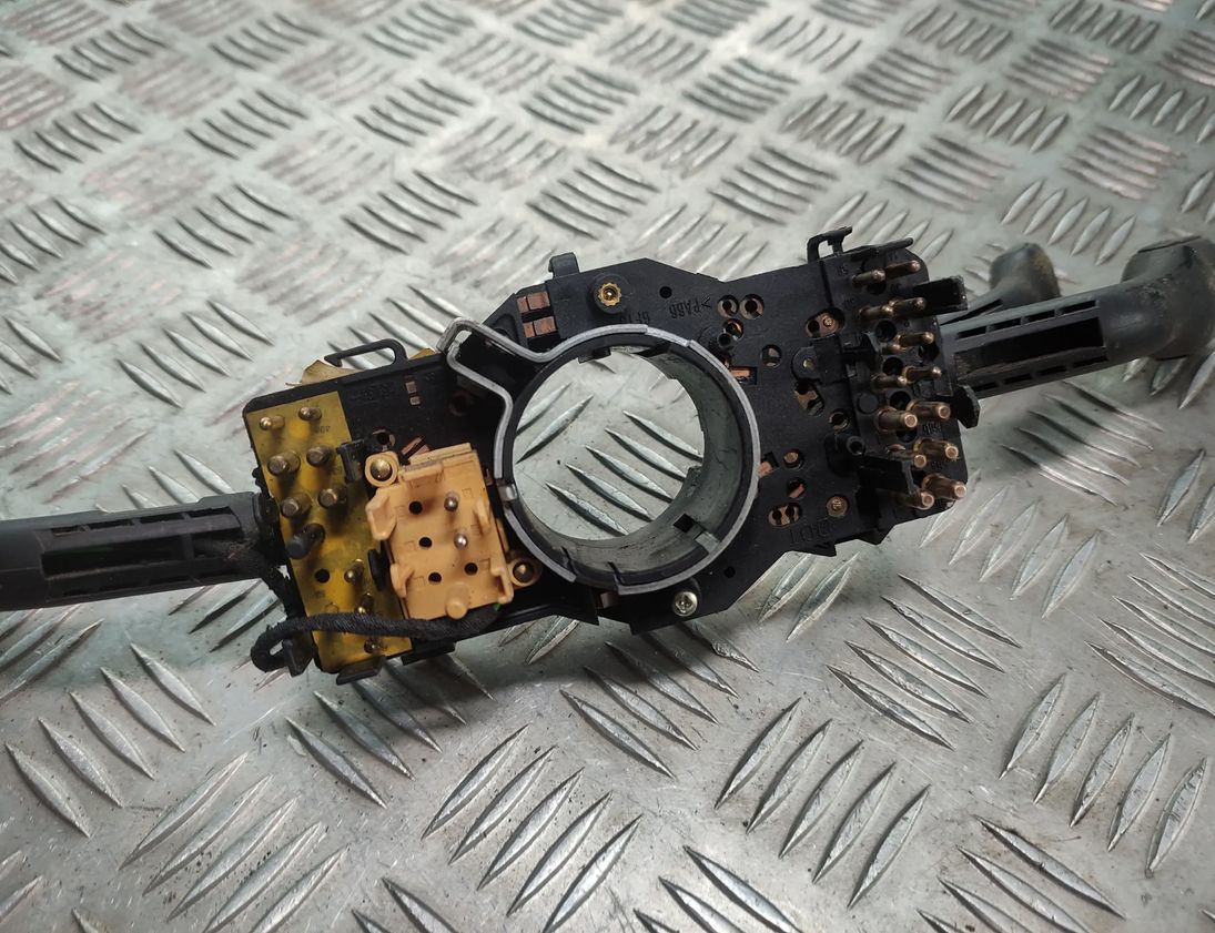 AUDI 80 B3 (1986-1992) Indicator Wiper Stalk Switch 4D0953513A 23719646