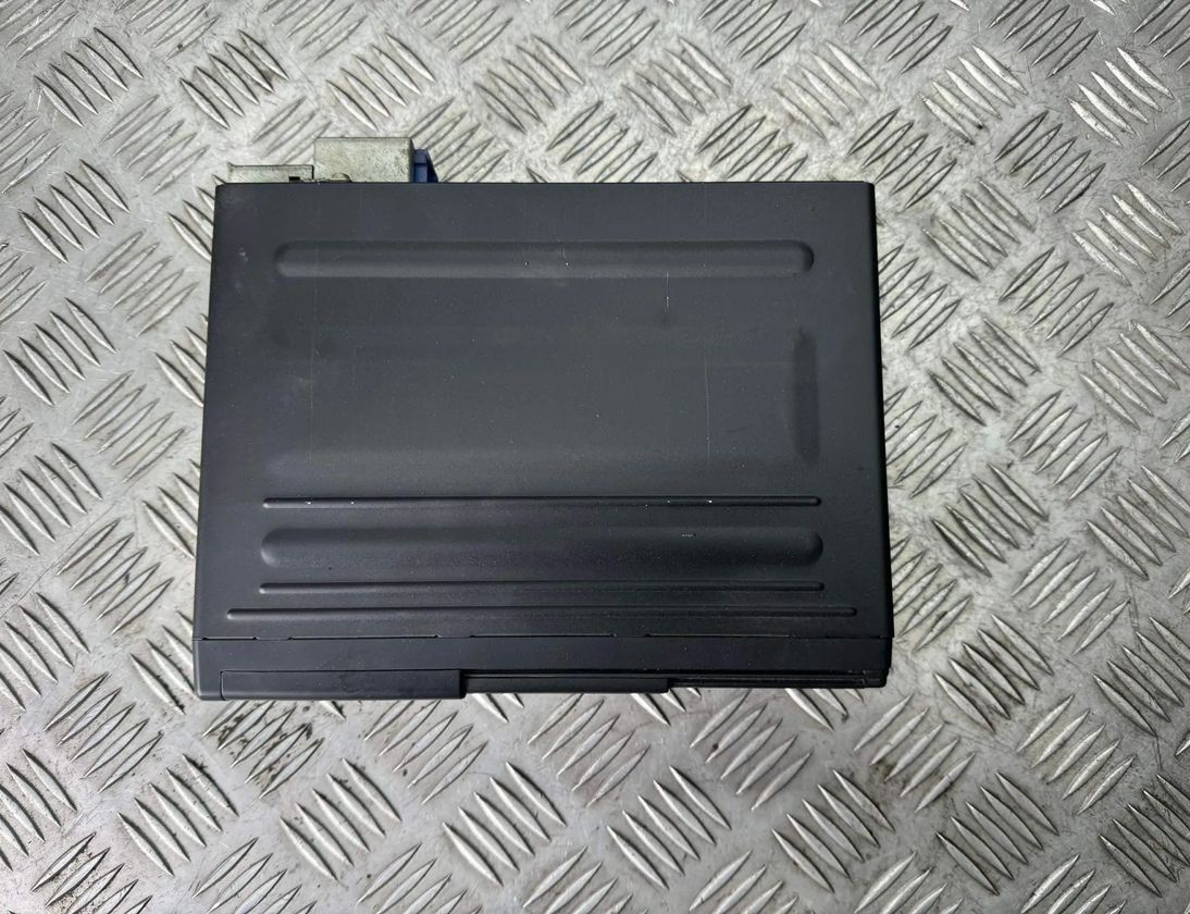 PEUGEOT 607 1 generation (2000-2008) CD-чейнджер 9636561780 24557788