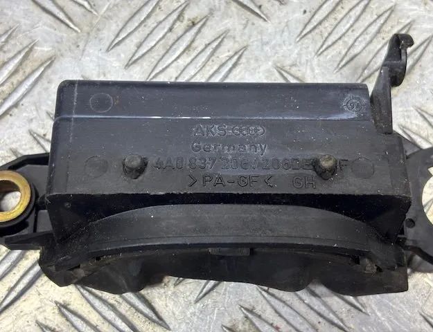 AUDI A4 B5/8D (1994-2001) Наружная ручка передней правой двери 4A0837206 26958509