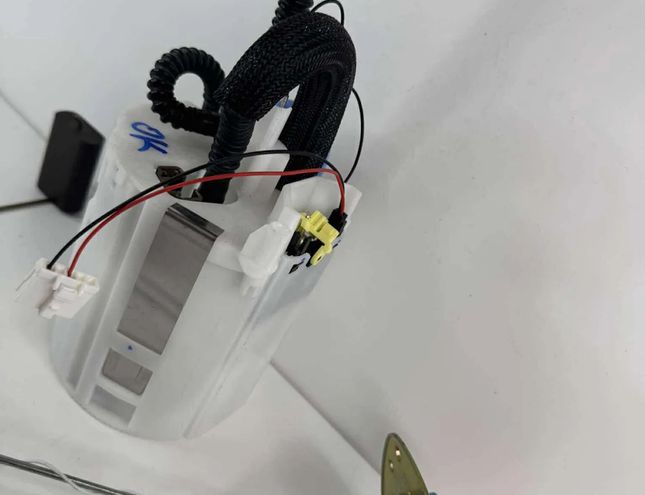 CITROËN C1 1 generation (2005-2016) Топливный насос 1611846480,1525GE,772400H010,772400H030,772400H03001,0986580970 32759263