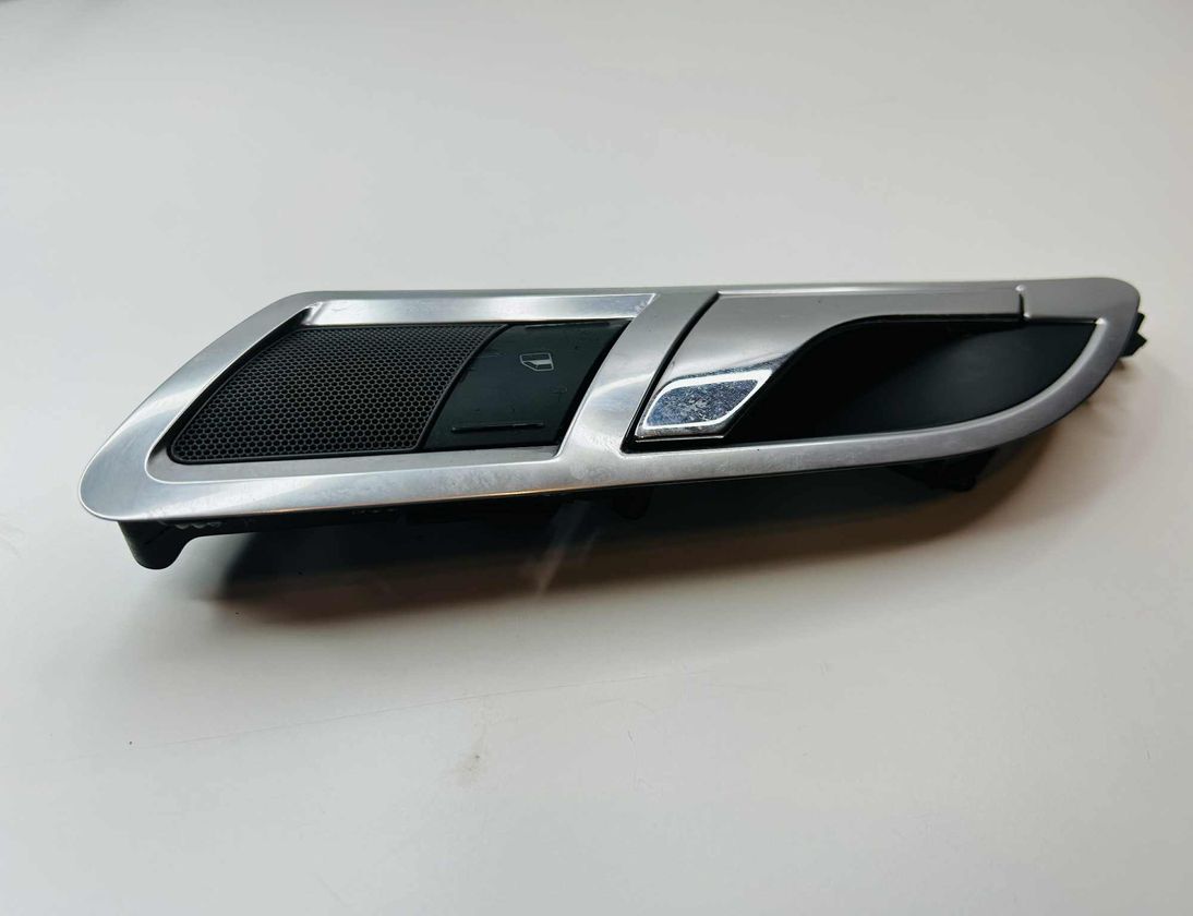 SKODA Superb 1 generation (2001-2008) Left Rear Internal Opening Handle 3U0837931 33106928