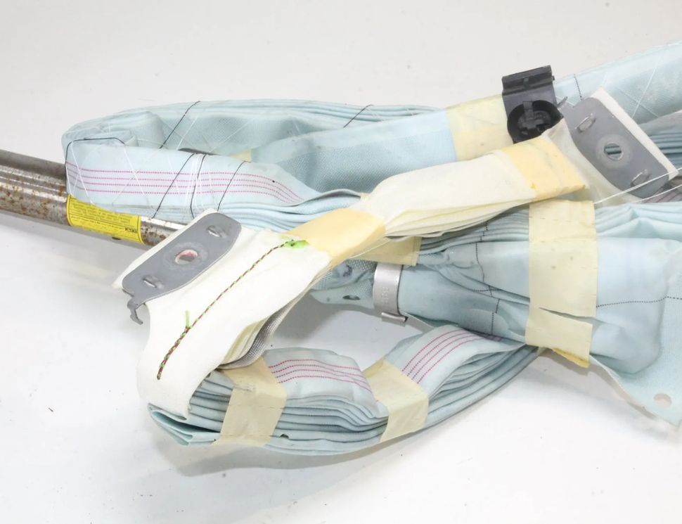 TOYOTA Prius 2 generation (XW20) (2003-2011) Pravý strešný airbag SRS BAM-PT1-1150 14627265