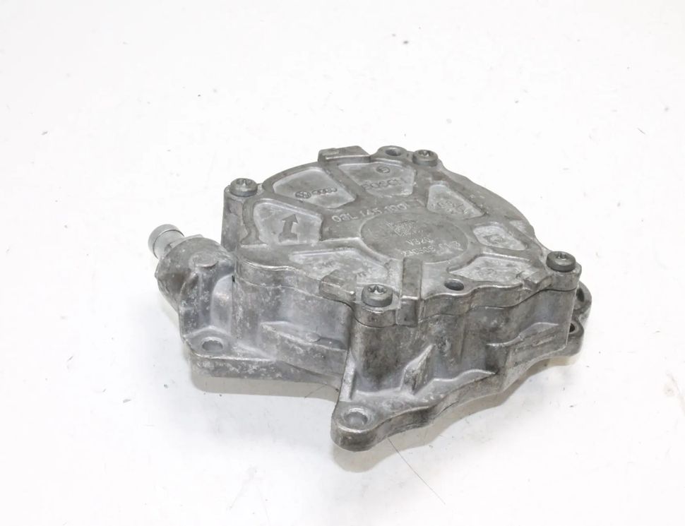 AUDI A4 B8/8K (2011-2016) Вакуумный насос 03L145100 15027082