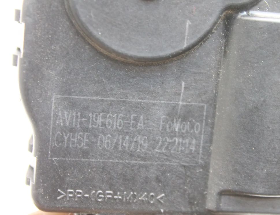 FORD Fiesta 6 generation (2008-2020) Клапаны управления внутренним подогревом AV11-19E616-EA 16035448