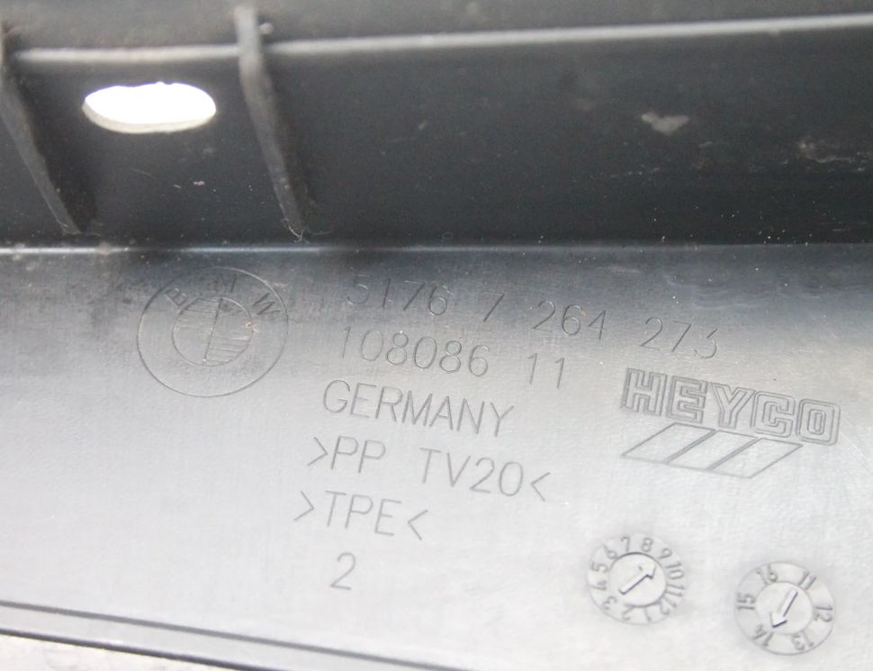 BMW 4 Series F32/F33/F36 (2013-2020) Front Left Wing Plastic 7264273 22100984