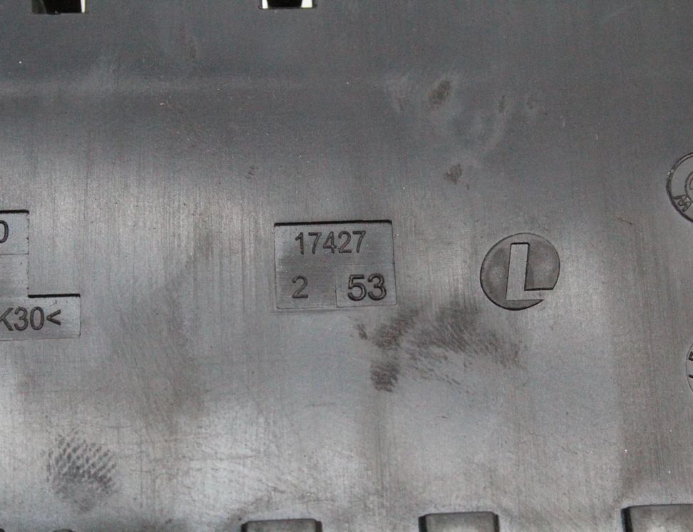 BMW X3 F25 (2010-2017) Poistková skrinka 10688710 22966732