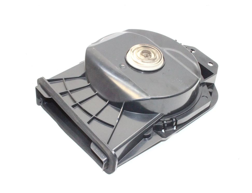 BMW 4 Series F32/F33/F36 (2013-2020) Subwoofer 9210148 25404085