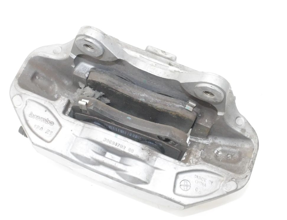 TESLA Model Y 1 generation (2020-2024) Pravý predný strmeň brzdy 1188622-00-D 26794018