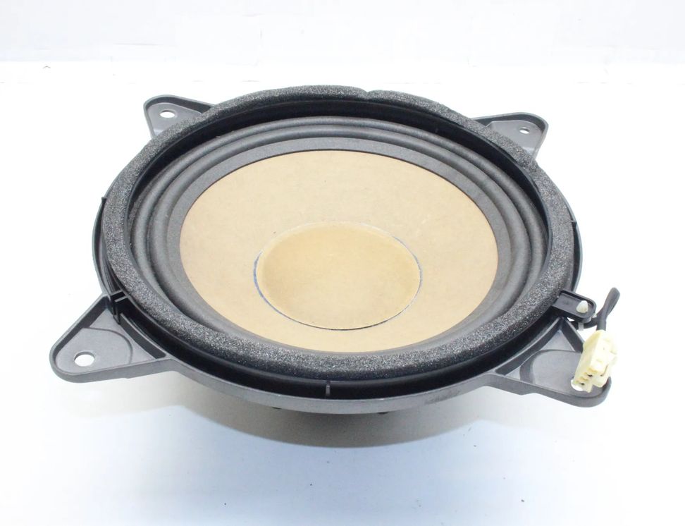 LEXUS GS 3 generation (2005-2012) Subwoofer 86160-0WC40 27500810