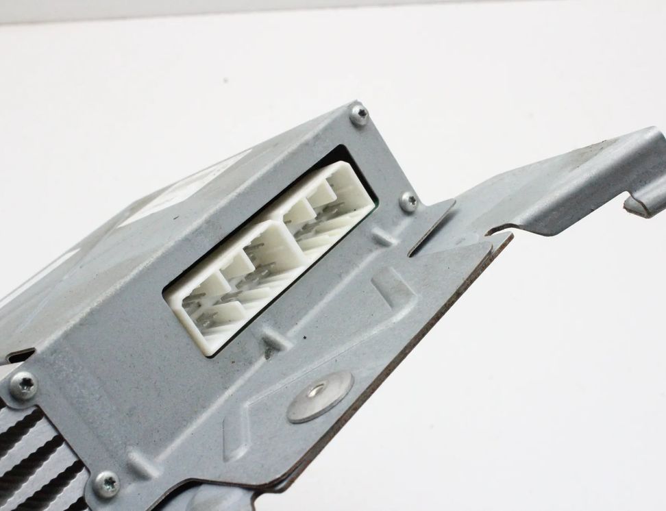 ABARTH Qashqai 2 generation (2013-2023) Zosilňovač zvuku 51814271 29311880