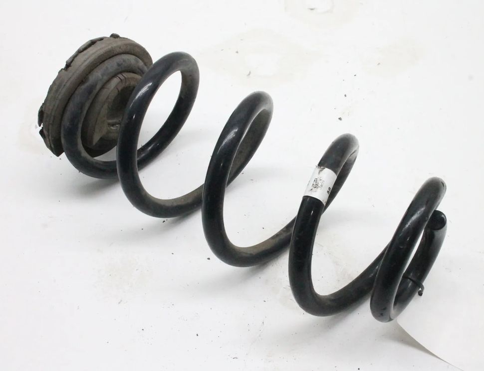 AUDI A4 B9/8W (2015-2024) Pravá zadná vinutá pružina 8W0511115EP 29598458