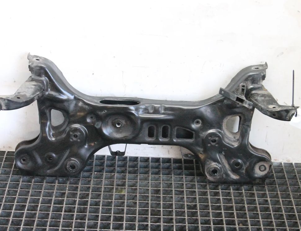 SKODA Scala 1 generation (2019-2023) Predný zavesenie podvozku 2Q0199315B 30327215