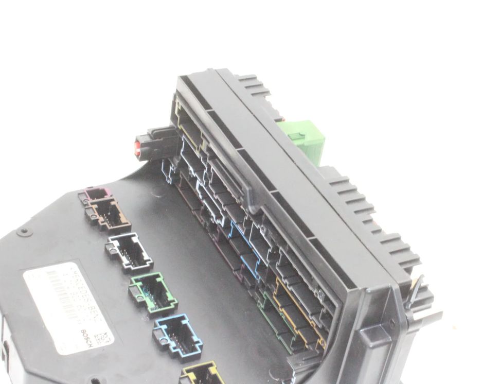 MERCEDES-BENZ E-Class W212/S212/C207/A207 (2009-2016) Fuse Box A2129006012 30393006