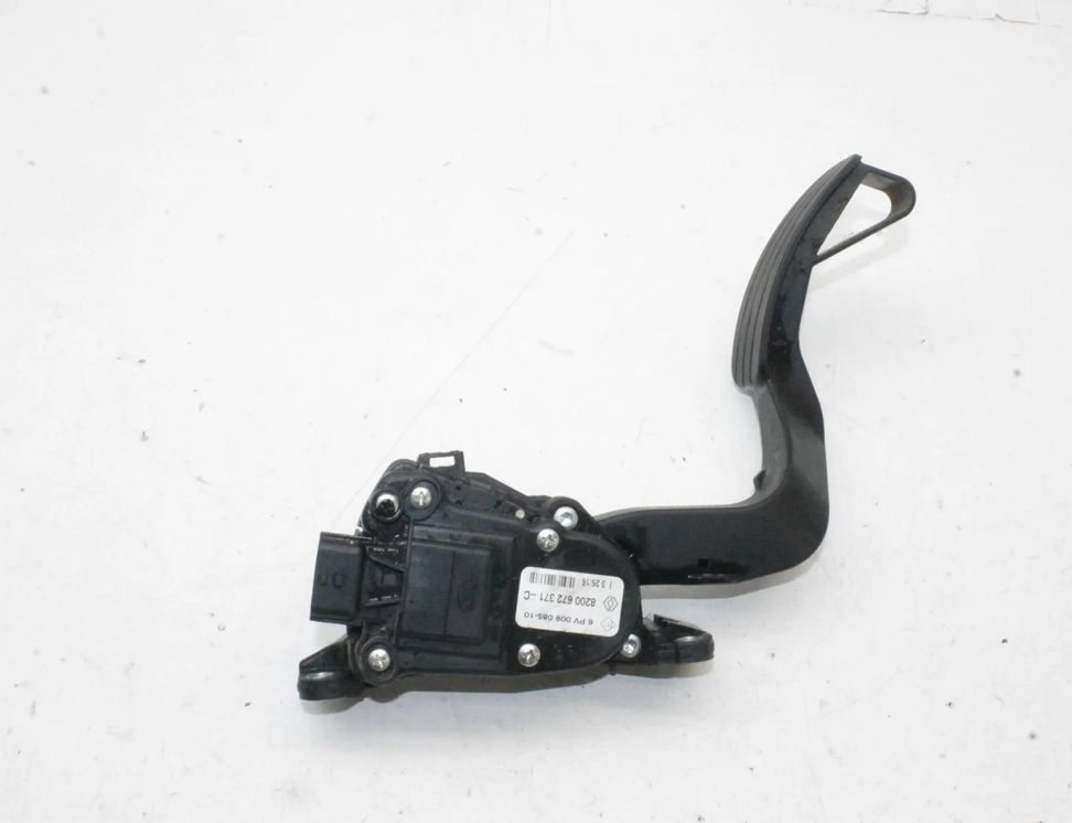 OPEL Movano 2 generation (B) (2010-2021) Педаль газа 8200672371 31263854