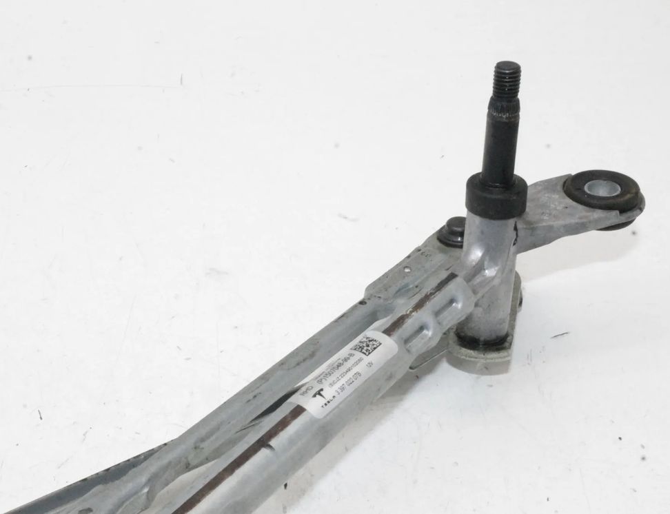 TESLA Model Y 1 generation (2020-2024) Front Windshield Wiper Mechanism 1507048-99-B 31404537