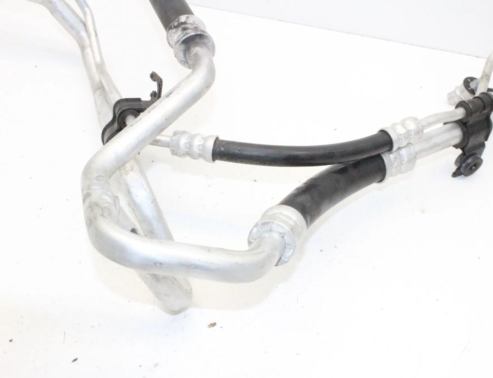 TESLA Model S 1 generation (2012-2024) Трубки кондиционера 1037962-00-F 31887506