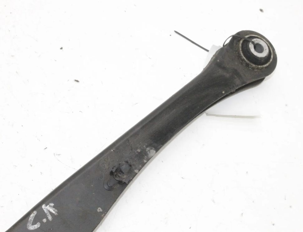 BMW 1 Series F40 (2019-2024) Ľavé zadné rameno závesu 6884693 32056665